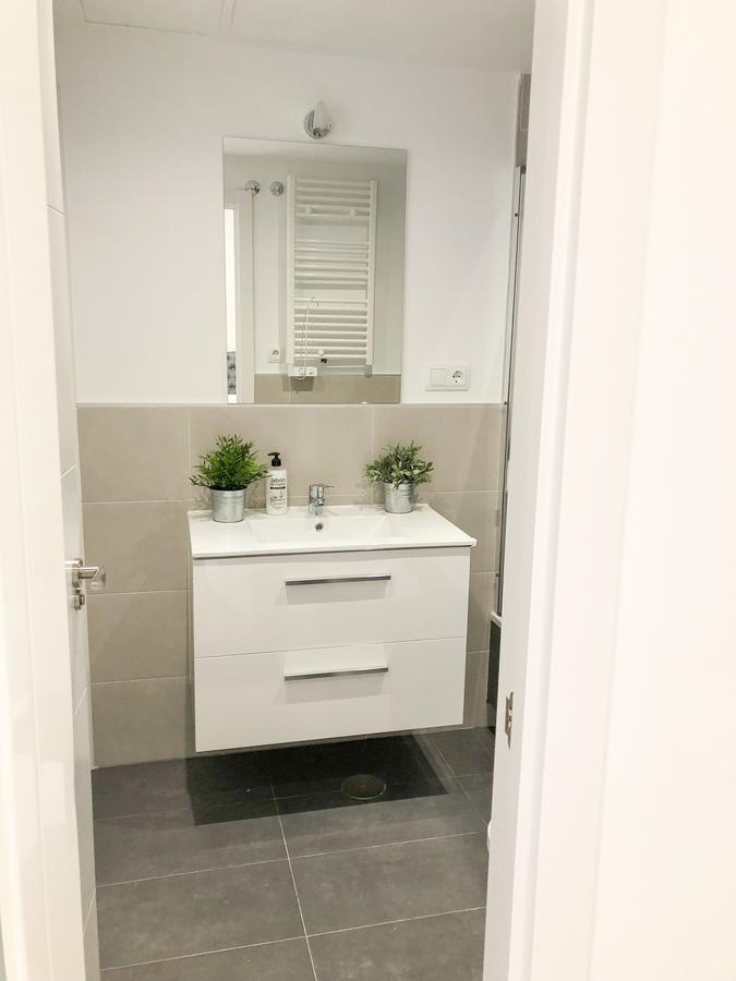 Modern With Ideal Location Next To Atocha Station Madrid Luaran gambar