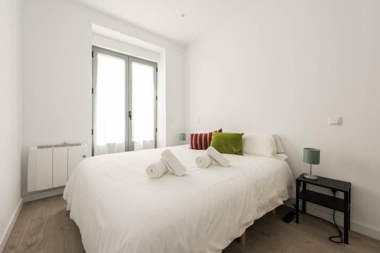 Modern With Ideal Location Next To Atocha Station Madrid Luaran gambar