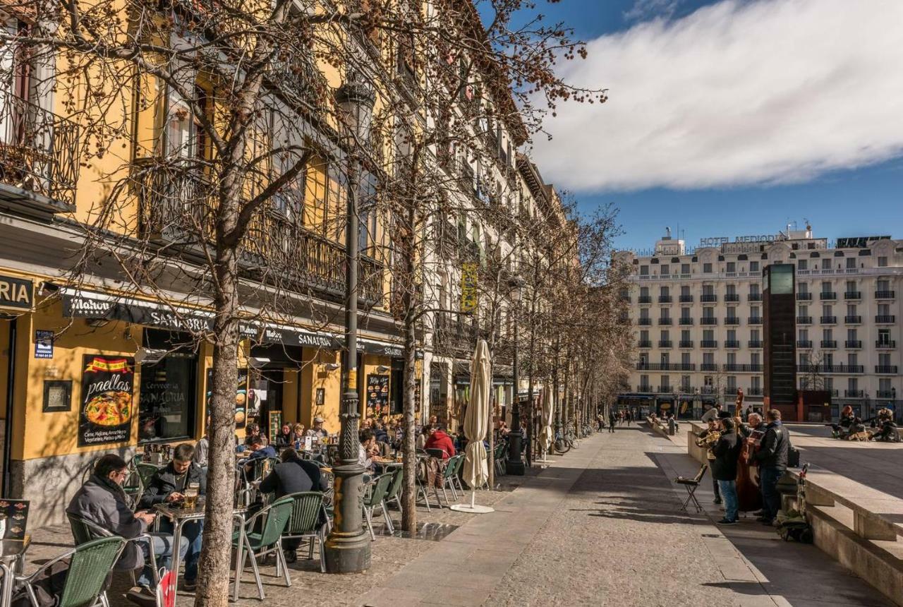 Modern With Ideal Location Next To Atocha Station Madrid Luaran gambar
