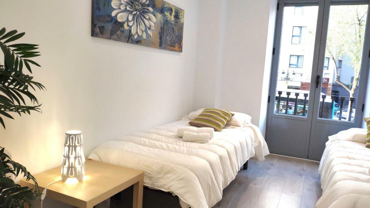 Modern With Ideal Location Next To Atocha Station Madrid Luaran gambar